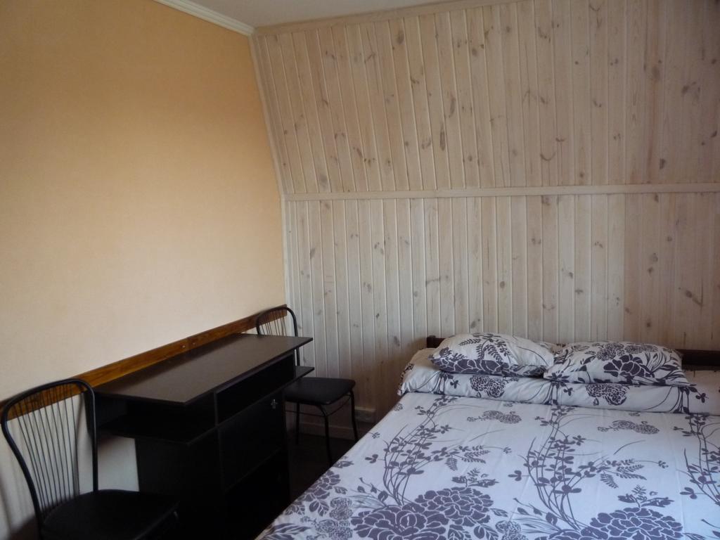 Hotel Restaurant Complex Boyarskiy Dvor Boyarka Exterior photo
