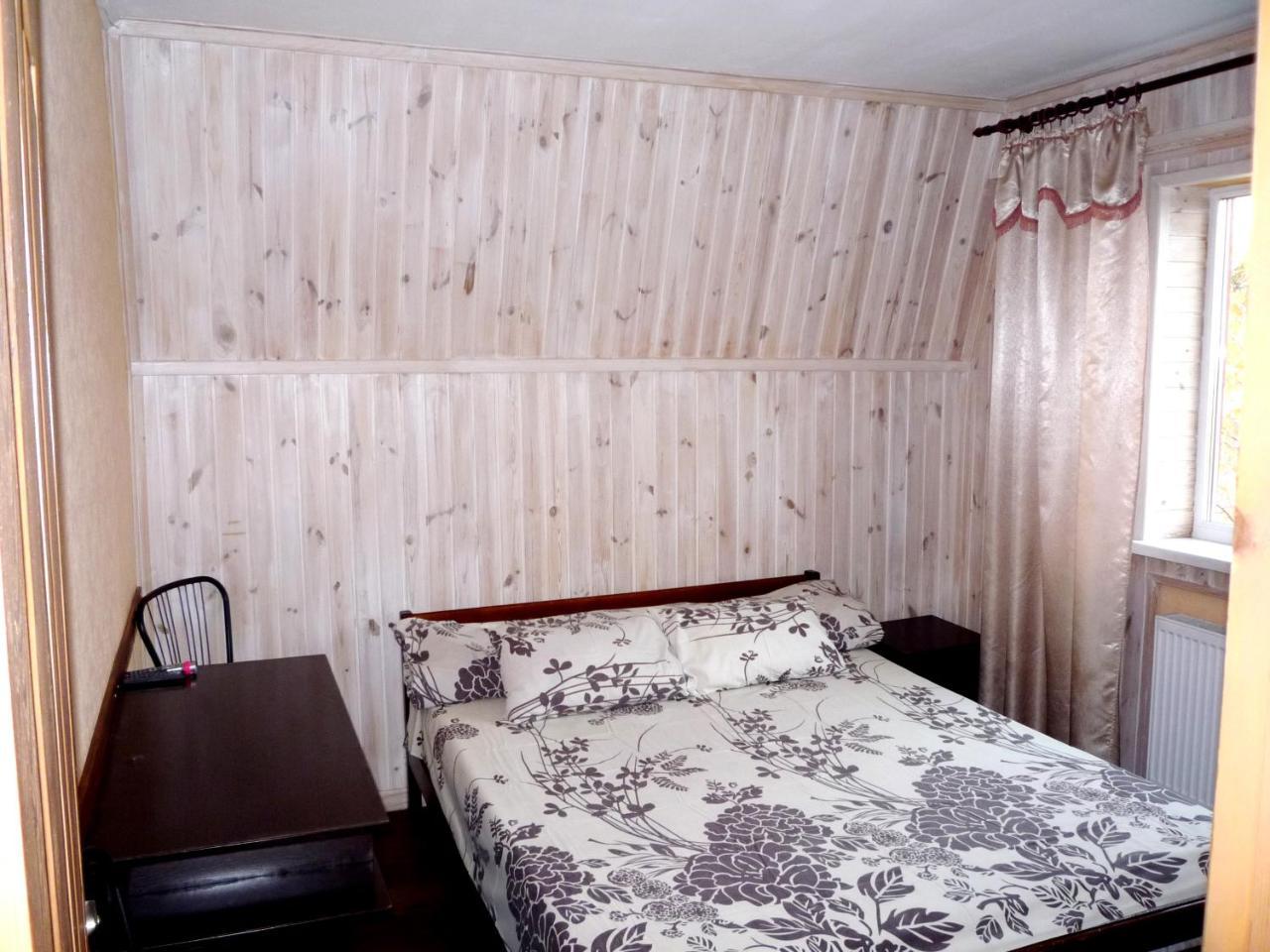 Hotel Restaurant Complex Boyarskiy Dvor Boyarka Exterior photo