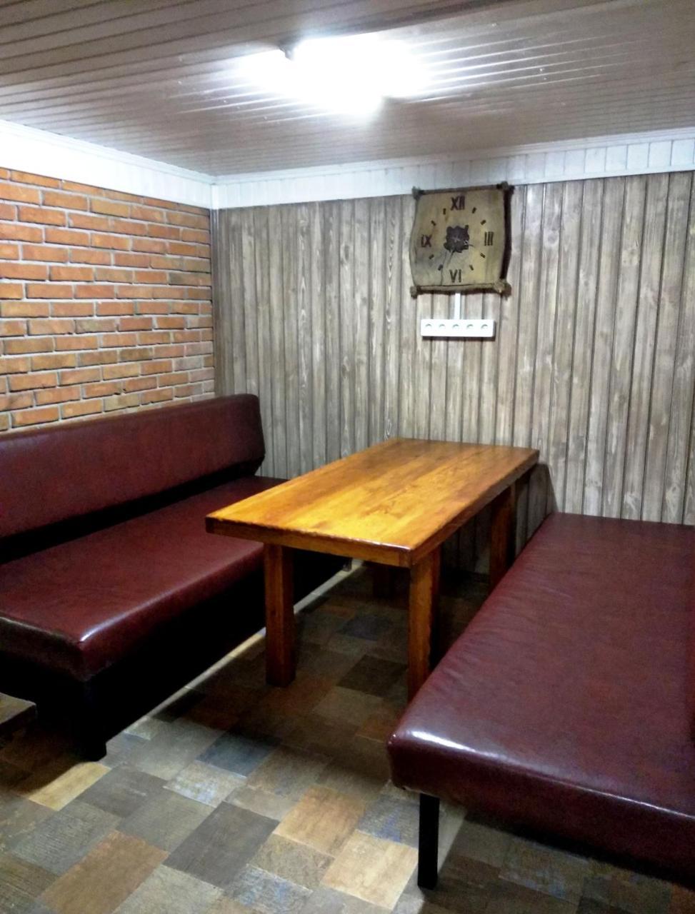 Hotel Restaurant Complex Boyarskiy Dvor Boyarka Exterior photo